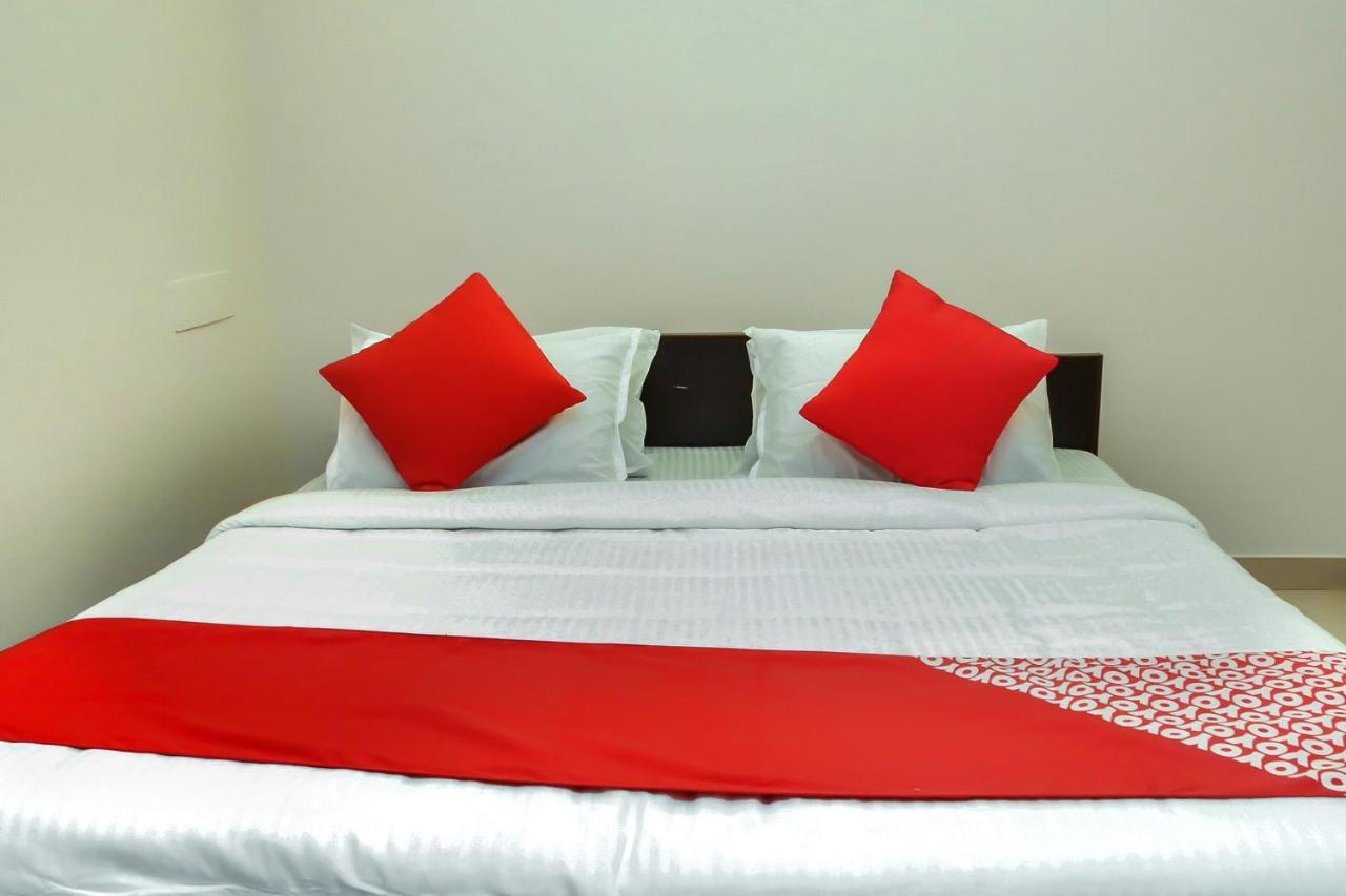 סאלם Collection O Travellers Inn מראה חיצוני תמונה